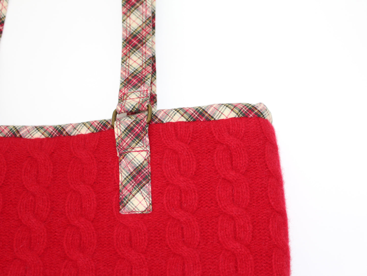 Wool Cable Knit Sweater Shoulder Bag