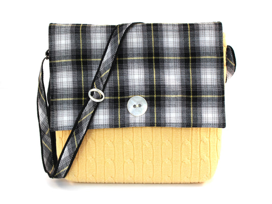 Cable Knit Sweater Messenger Bag