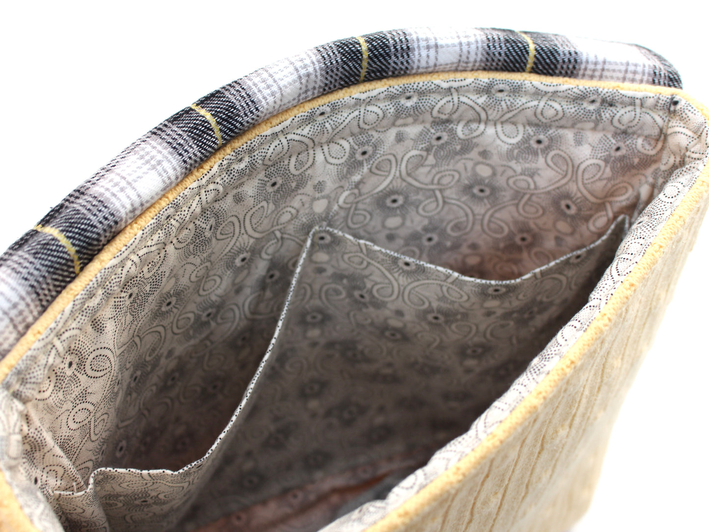 Cable Knit Sweater Messenger Bag